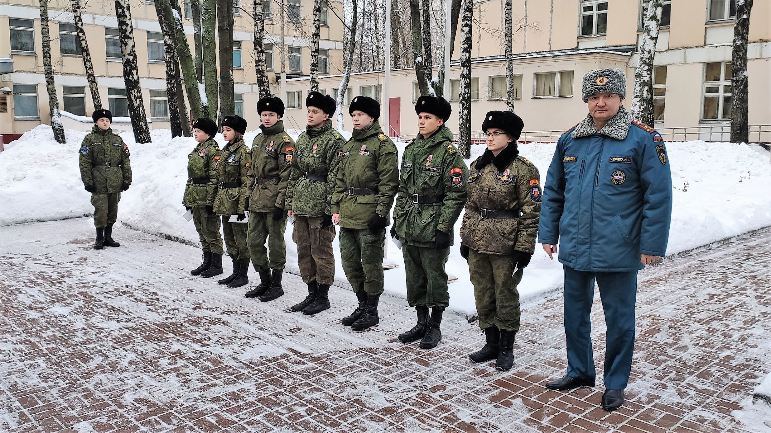 Мос 2. 2мскк второй кадетский корпус. 2 Кадетский корпус МЧС В Москве. 2мскк Максимчука. Директор 2 МСКК.